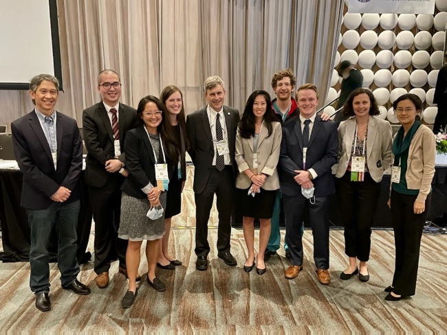 Russell Van Gelder PhD, MD with the residents.